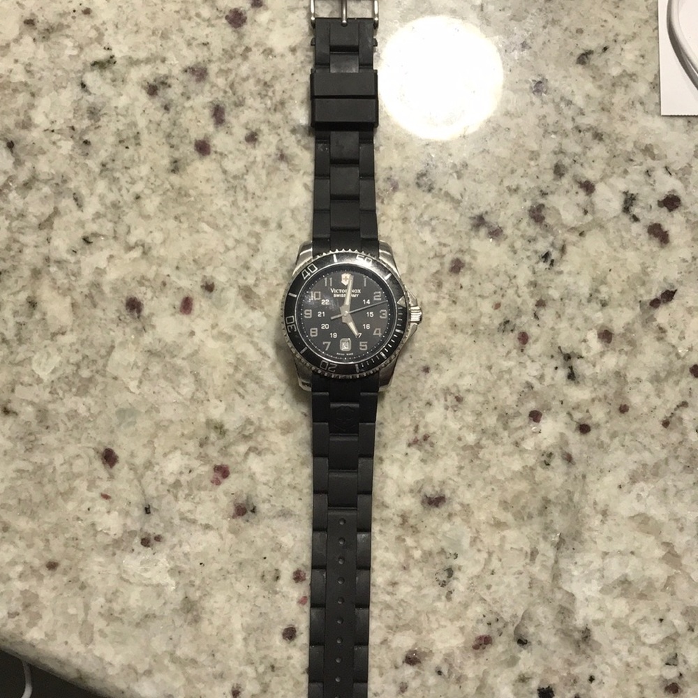 Swiss Army Maverick GS Quartz Steel Victorinox